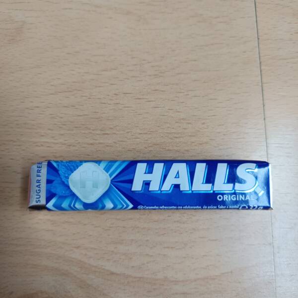 <a href="https://kimycaramels.com/producto/halls/">HALLS</a>