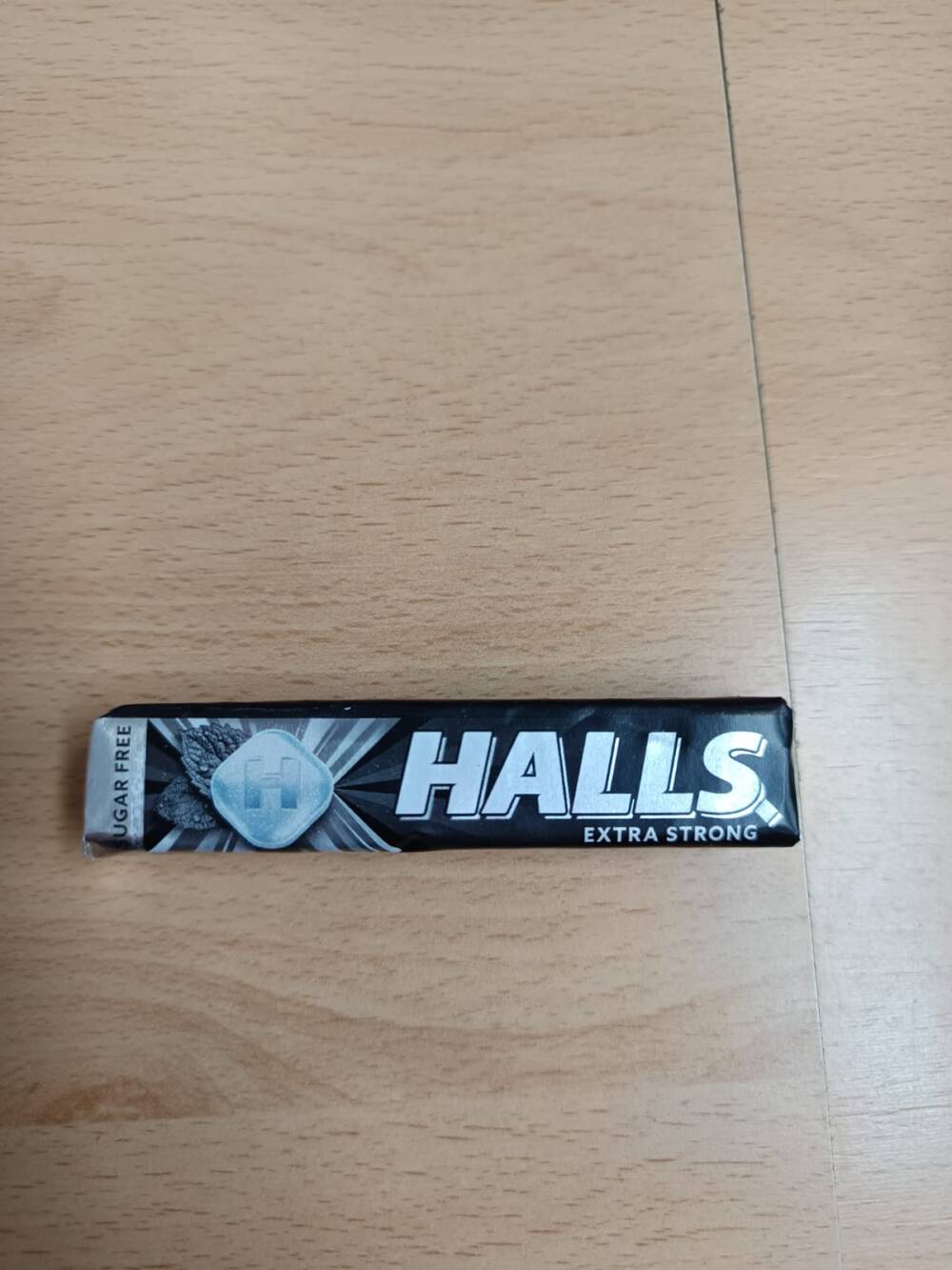 HALLS extra strong