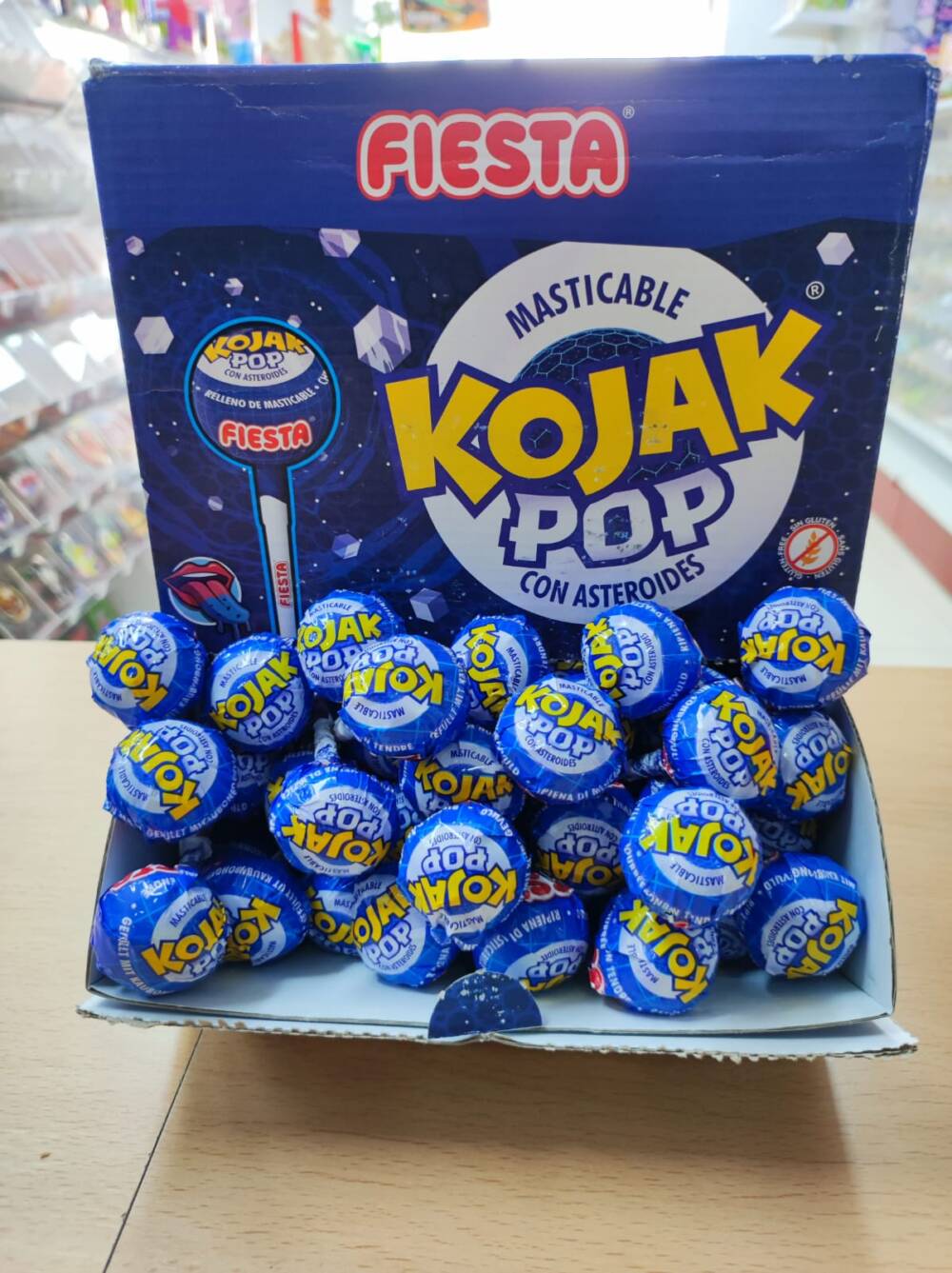 Kojak Pop con asteroides masticable